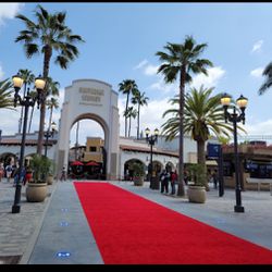 Universal Studios Hollywood Family 4Pk