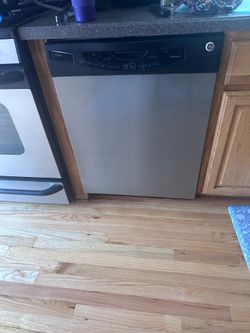 GE Dishwasher for sale