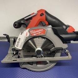 MILWAUKEE 2833-20 M18 FUEL 18V LITHIUM-ION BRUSHLESS CORDLESS 6-1/2" CIRCULAR SAW (TOOL-ONLY)