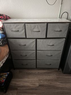 Dresser