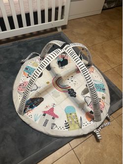 Baby floor mat