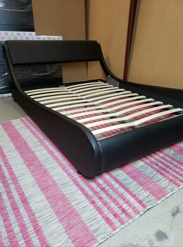 🌈NEW CAL KING BED FRAME upholstered. Mattress and nightstands sold separately