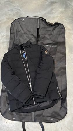 Moose Knuckles Black Puffer Jacket