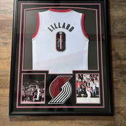 Damian Lillard Autographed Blazers Framed Jersey