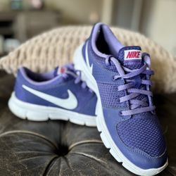 Nike Women’s Running Shoes 