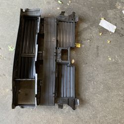 2013-2016 Lincoln Mkz Radiator Shutter