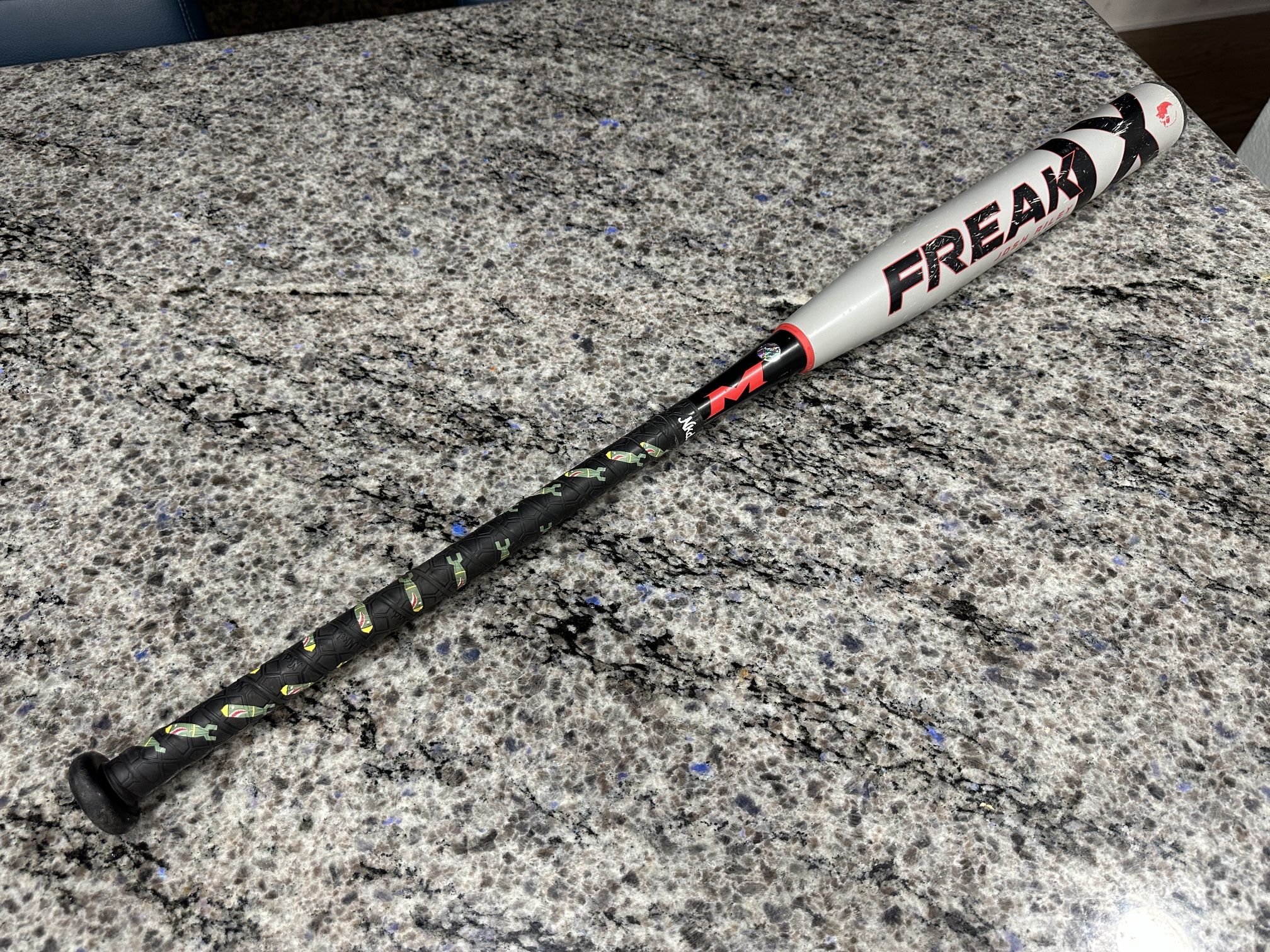 34/27 2023 Miken Freak 9R Josh Riley 12" SuperMax USSSA Slow Pitch Softball Bat