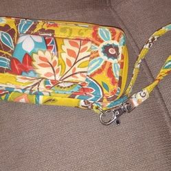 *Brand New* Yellow Floral  Vera Bradley Wristlet 