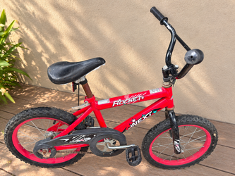16" NEXT Rocket Kids Bicycle / BMX Bike (Red & Black)
