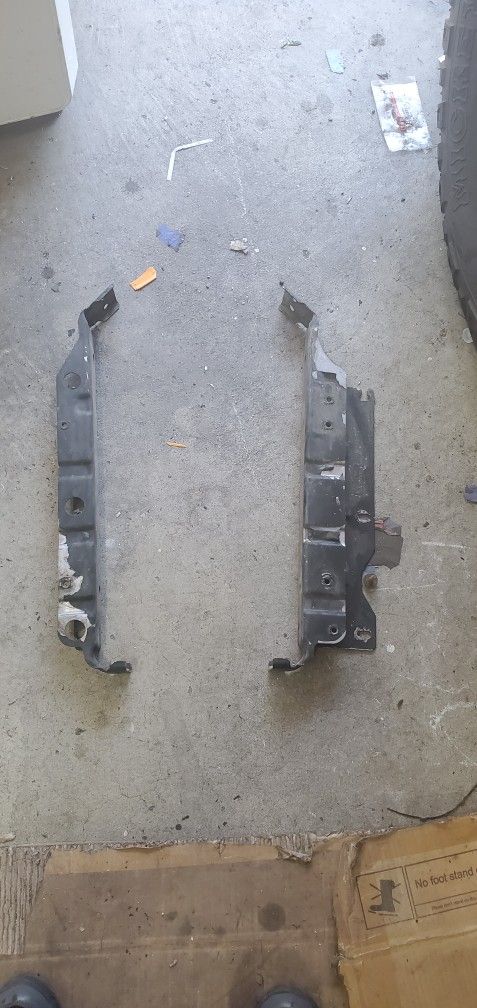 Radiator Brackets Jeep Wrangler TJ