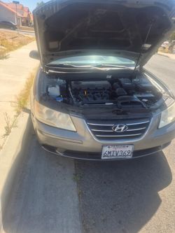 Honda sedan $3000 or best offer