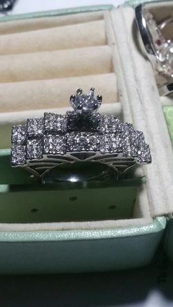 Fashion rings set
