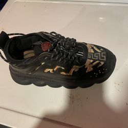 Black Versace Train Reaction