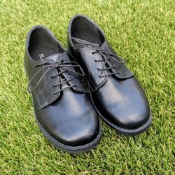 **NEW-Boys-Lace Up-Dress Shoes-Size 5**