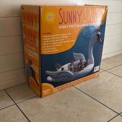 Giant Swan Floatie