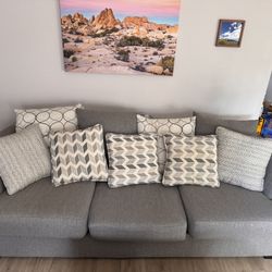 Gray Modern Sofa / Couch – Great Condition