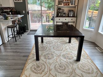 Square dining table & Chairs