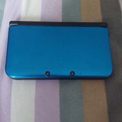 Modded Nintendo 3DS Blue With Charger And Games
