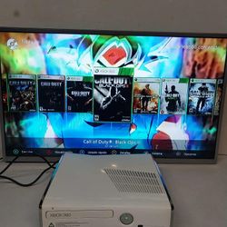 Xbox 360 Slim Wite 250$