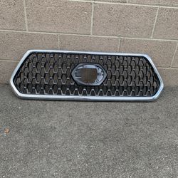 2016 2017 2018 2019 2020 Toyota Tacoma TRD SR5 Grille Inner Only 53114-04220 OEM