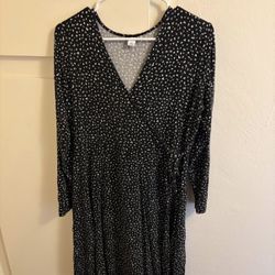 Old Navy Black Long Sleeve Wrap Dress with White Dot Print