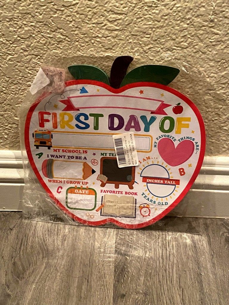 First and Last Day of School 11 inch Paper Signs