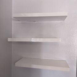 In Box Brand New Set Of 3 Floating Shelves
