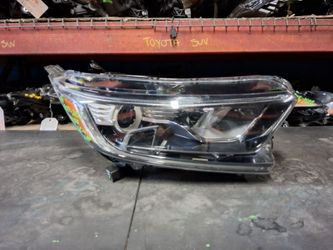 2017-2018-2019-2020-2021-2022  HONDA CR-V RIGHT SIDE HEADLIGHT LED OEM USED #12239