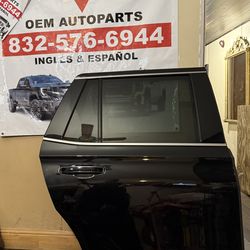 2022 2023 Chevrolet Tahoe GMC Yukon Denali SLT SLE AT4 Passenger right Rear Side Door