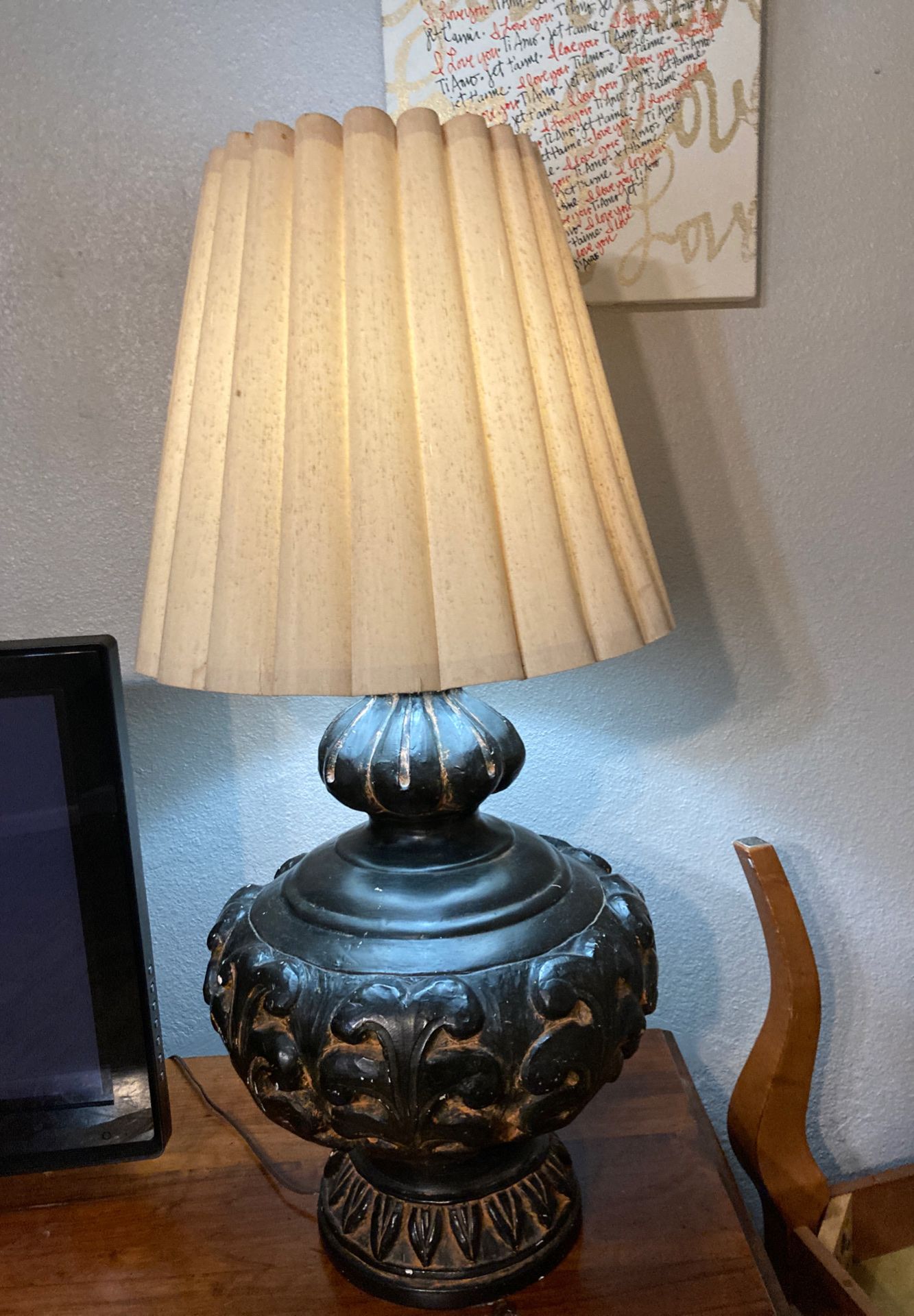 Heavy old school lamp