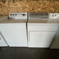 Kenmore Washer & Gas Dryer Set 