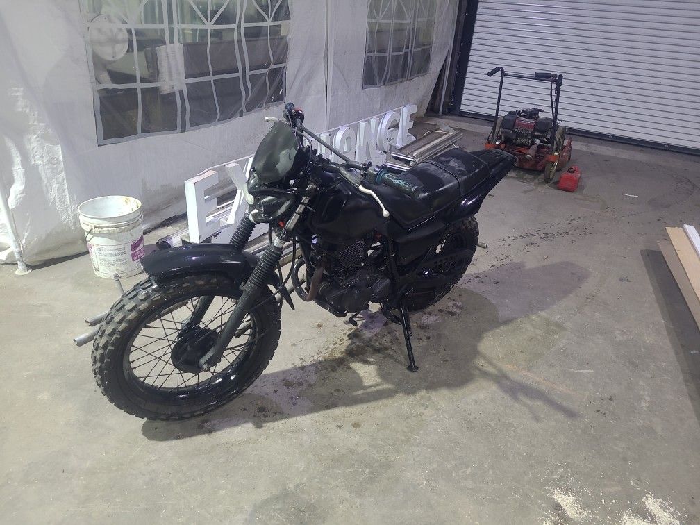 Tw200