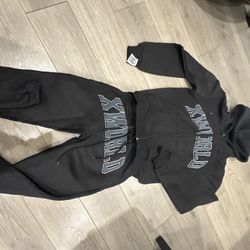 XWorld Black Sweatsuit Set