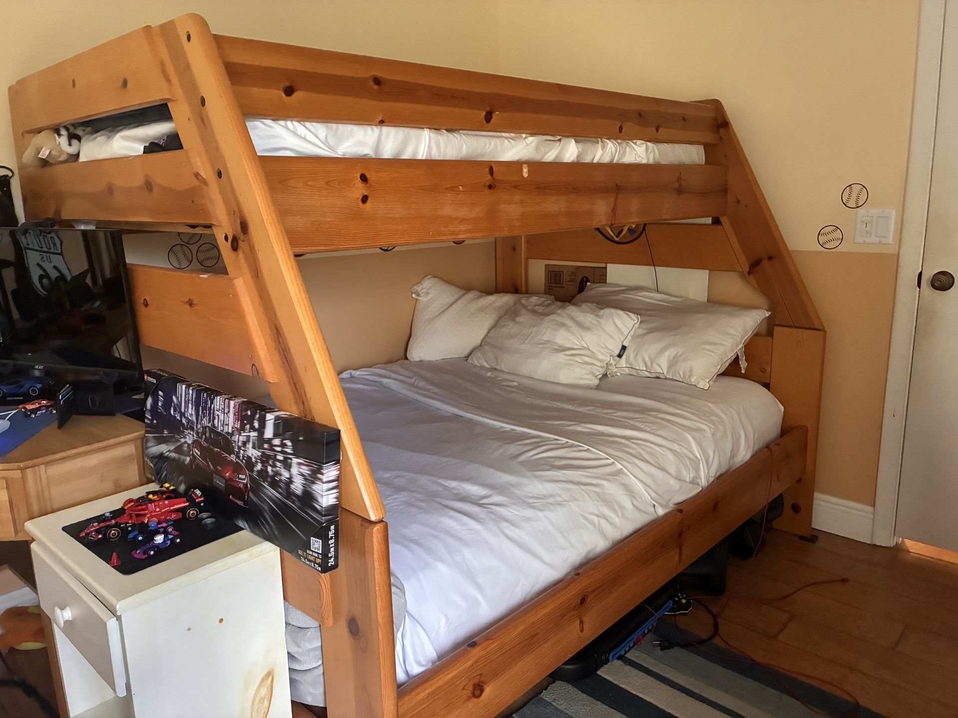 Solid Wood Bunk Bed