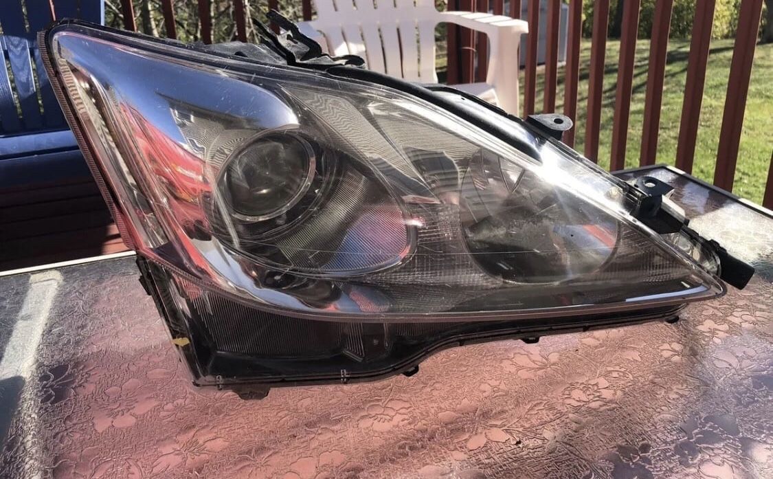 Headlight For 2006 2007 2008 Lexus IS250 Right With Wiring Harness