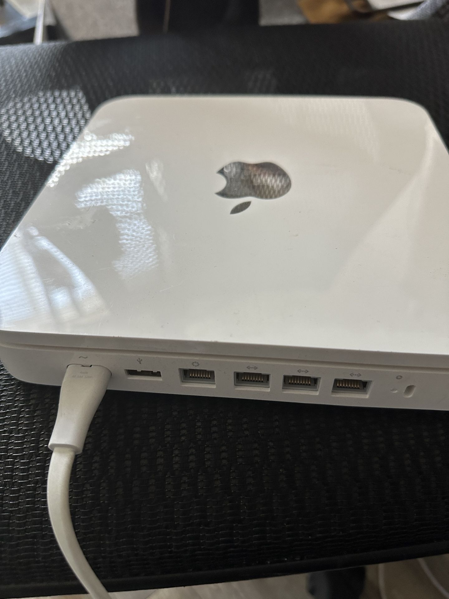 Apple Airport Time Capsule 1TB, Model A1355