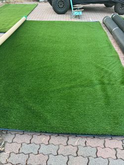 10 1/2x15 piece of pet turf fake artificial grass remnant brand new