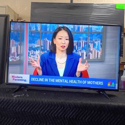 50 inch android TCL 4k smart beautiful tv comes with remote control shows great quality clear picture works perfect guaranteed