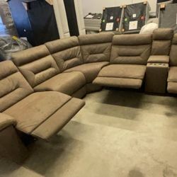 6 PIECE FABRIC RECLINING SECTIONAL 