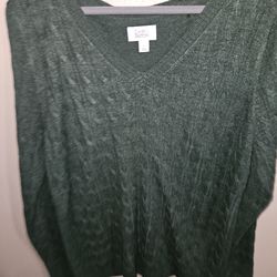 Lightly used womens sweater size L