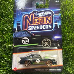 Hot Wheels Porsche 934 Turbo RSR Neon Speeders black and green diecast car #Porsche934 #HotW