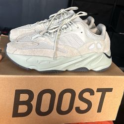 Yeezy Boost 700 Salt