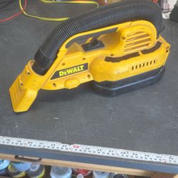 DeWalt 18V Vacuum 