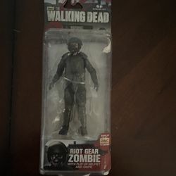 Riot Gear Zombie The Walking Dead Action Figure 