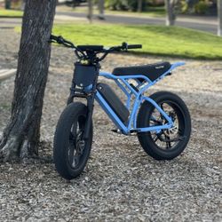 TST R002 - Custom Build