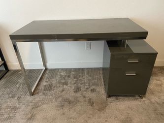 High end desk