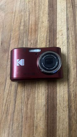 Kodak PIXPRO FZ45 Compact Digital Camera Red W/Memory card.