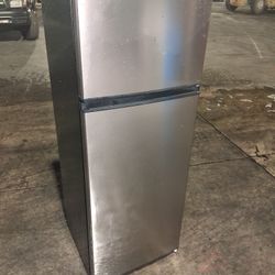 Smal Fridge In Working Condition Delivery Available 
