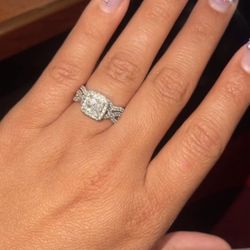 Wedding Ring / Engagement Ring