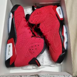Red Toro Retro 6